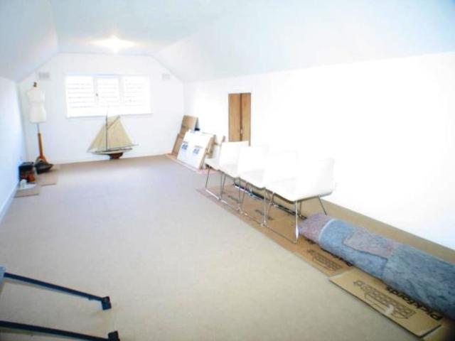  Image of 4 bedroom Detached house to rent in Knockbuckle Road Kilmacolm PA13 at Knockbuckle Road Kilmacolm Inverclyde, PA13 4JT