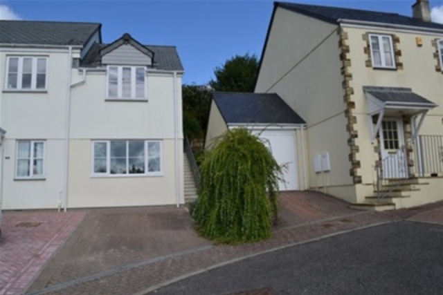  Image of 1 bedroom Flat to rent in The Brambles Lostwithiel PL22 at Lostwithiel, PL22 0JU