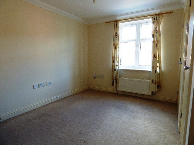  Image of 2 bedroom Flat to rent in Loveridge Way Eastleigh SO50 at Eastleigh, SO50 9PW
