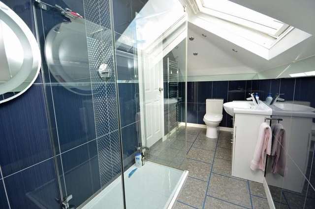  Image of 4 bedroom Detached house for sale in Lower Hillmorton Road Rugby CV21 at Lower Hillmorton Road  Rugby, CV21 4AB
