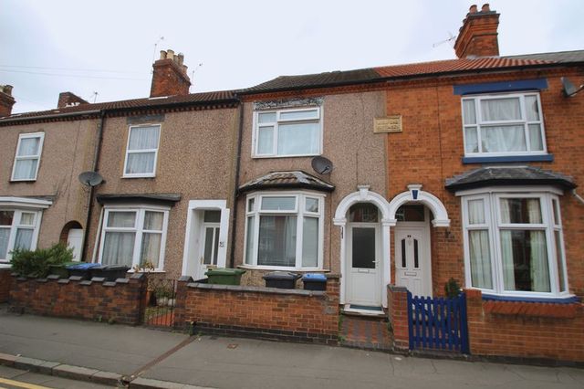  Image of 3 bedroom Terraced house for sale in Lower Hillmorton Road Rugby CV21 at Lower Hillmorton Road  Rugby, CV21 3TE