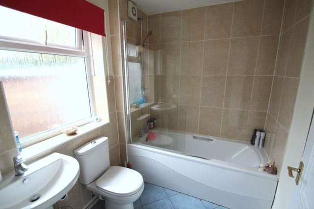  Image of 3 bedroom Terraced house for sale in Lower Hillmorton Road Rugby CV21 at Lower Hillmorton Road  Rugby, CV21 3TE