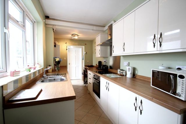  Image of 3 bedroom Terraced house for sale in Lower Hillmorton Road Rugby CV21 at Lower Hillmorton Road  Rugby, CV21 3TE