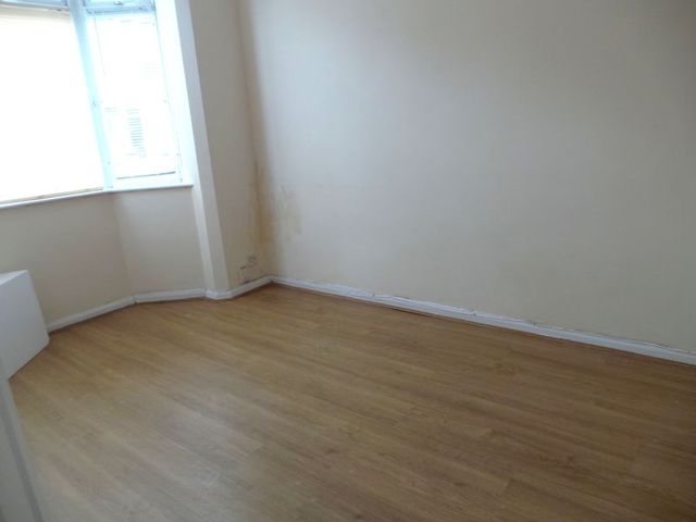  Image of 3 bedroom Terraced house for sale in Lower Hillmorton Road Rugby CV21 at Lower Hillmorton Road  Rugby, CV21 3TE