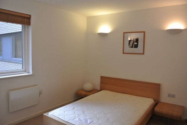  Image of 2 bedroom Apartment to rent in City Road East Manchester M15 at 38 City Road East  Manchester City, M15 4QN