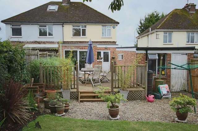  Image of 3 bedroom Semi-Detached house to rent in London Road Ditton Aylesford ME20 at London Road  Maidstone, ME20 6BZ