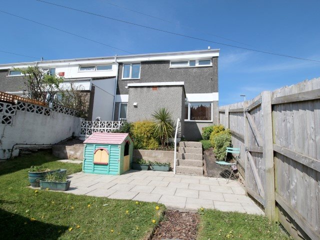  Image of 3 bedroom Detached house to rent in Malory Close Crownhill Plymouth PL5 at Crownhill Plymouth Tamerton Foliot, PL5 3ED
