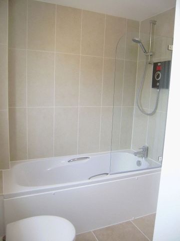  Image of 2 bedroom Flat to rent in Spittal Street Marlow SL7 at Spittal Street  Marlow, SL7 3HJ