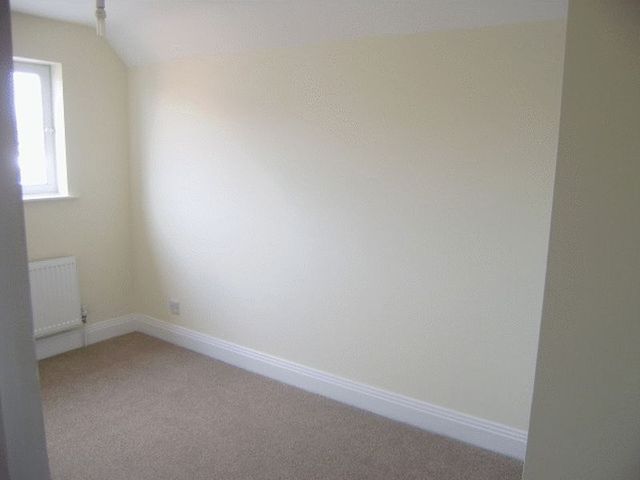  Image of 2 bedroom Flat to rent in Spittal Street Marlow SL7 at Spittal Street  Marlow, SL7 3HJ