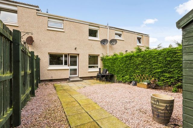  Image of 3 bedroom Terraced house for sale in Mathieson Place Dunfermline KY11 at Mathieson Place  Dunfermline, KY11 4XL