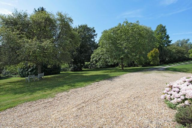  Image of 4 bedroom Detached house for sale in Mayfield Road Rotherfield Crowborough TN6 at Mayfield Road Rotherfield Crowborough, TN6 3LU