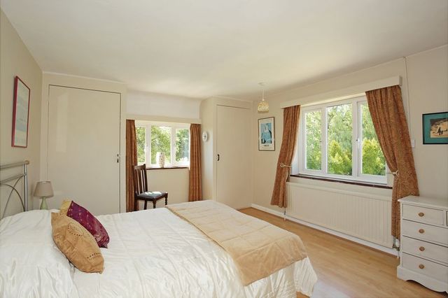  Image of 4 bedroom Detached house for sale in Mayfield Road Rotherfield Crowborough TN6 at Mayfield Road Rotherfield Crowborough, TN6 3LU