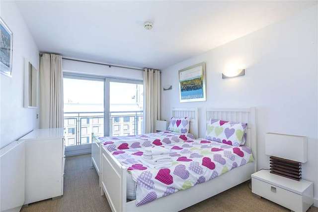  Image of 2 bedroom Flat for sale in John Harrison Way London SE10 at John Harrison Way London Greenwich, SE10 0BZ