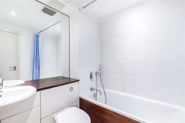  Image of 2 bedroom Flat for sale in John Harrison Way London SE10 at John Harrison Way London Greenwich, SE10 0BZ
