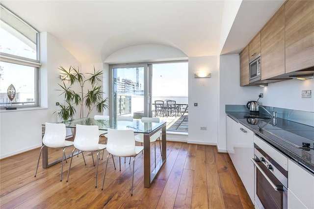  Image of 2 bedroom Flat for sale in John Harrison Way London SE10 at John Harrison Way London Greenwich, SE10 0BZ