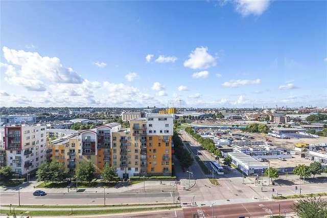  Image of 2 bedroom Flat for sale in John Harrison Way London SE10 at John Harrison Way London Greenwich, SE10 0BZ