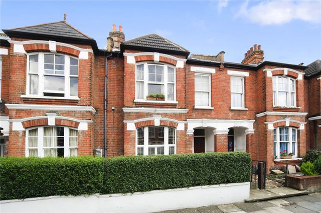  Image of 2 bedroom Maisonette for sale in Midmoor Road London SW12 at Midmoor Road  London, SW12 0EW