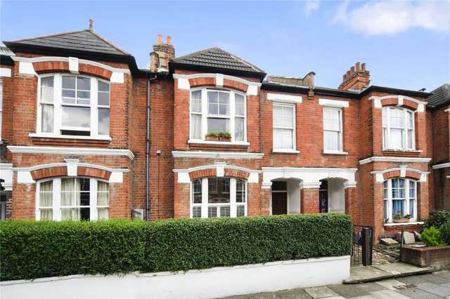  Image of 2 bedroom Maisonette for sale in Midmoor Road London SW12 at Midmoor Road  London, SW12 0EW