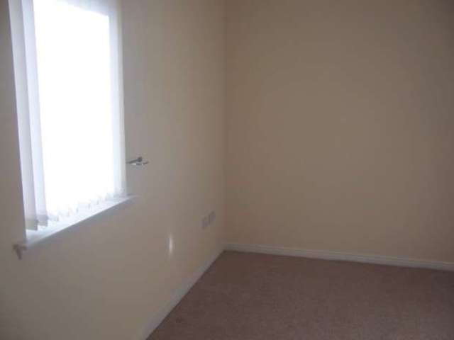  Image of 3 bedroom Terraced house to rent in Millgate Crescent Caldercruix Airdrie ML6 at Millgate Crescent Caldercruix Airdrie, ML6 7QZ