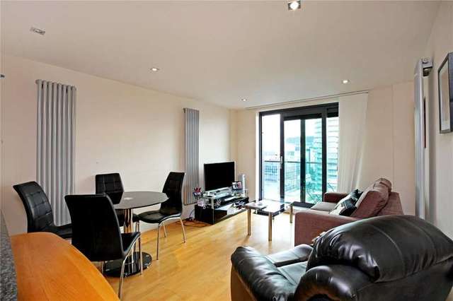  Image of 2 bedroom Flat for sale in Millharbour London E14 at London  South Quay, E14 9ND