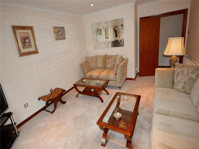  Image of 3 bedroom Flat to rent in Millholm Road Glasgow G44 at Cathcart Glasgow Glasgow, G44 3YB