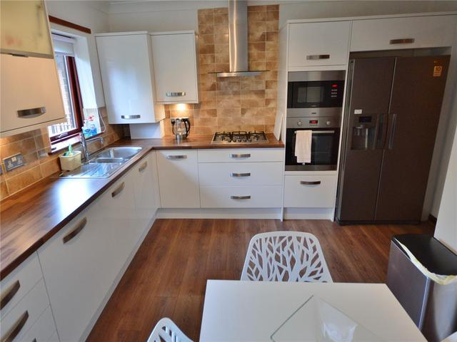  Image of 3 bedroom Flat to rent in Millholm Road Glasgow G44 at Cathcart Glasgow Glasgow, G44 3YB