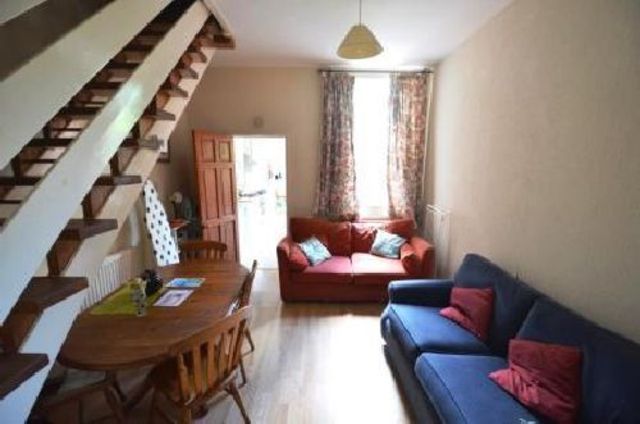  Image of 4 bedroom House Share to rent in Warwards Lane Stirchley Birmingham B29 at Selly Oak West Midlands Selly Oak, B29 7QR
