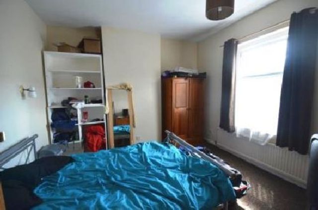  Image of 4 bedroom House Share to rent in Warwards Lane Stirchley Birmingham B29 at Selly Oak West Midlands Selly Oak, B29 7QR