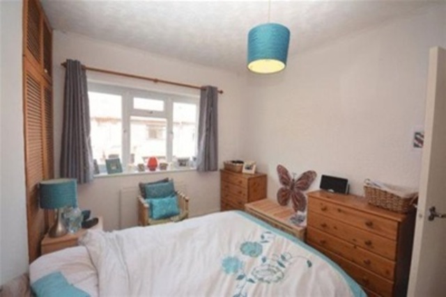  Image of 2 bedroom Flat to rent in Milton Road Southampton SO15 at Southampton, SO15 2HR