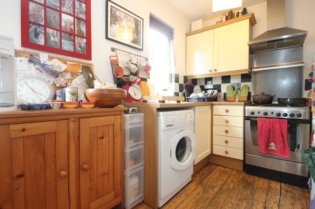  Image of 1 bedroom Flat to rent in Montpelier Grove London NW5 at Montpelier Grove  London, NW5 2XD