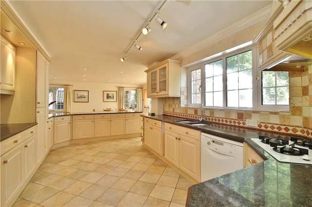  Image of 7 bedroom Detached house for sale in Mount Road Hook Heath Woking GU22 at Hook Heath Woking Mayford, GU22 0PY