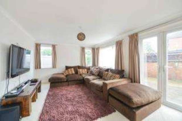  Image of 4 bedroom Detached house for sale in Fairlee Road Newport PO30 at Newport Isle of Wight Newport, PO30 2EJ