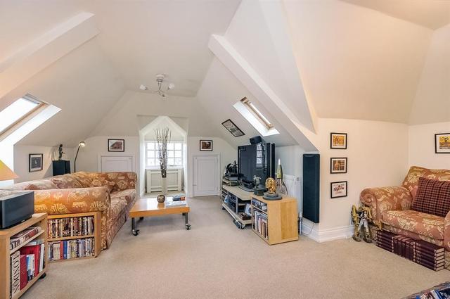  Image of 2 bedroom Apartment to rent in Northampton Road Addiscombe Croydon CR0 at Northampton Road  CROYDON, CR0 7HB