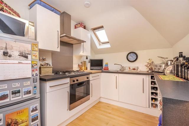  Image of 2 bedroom Apartment to rent in Northampton Road Addiscombe Croydon CR0 at Northampton Road  CROYDON, CR0 7HB