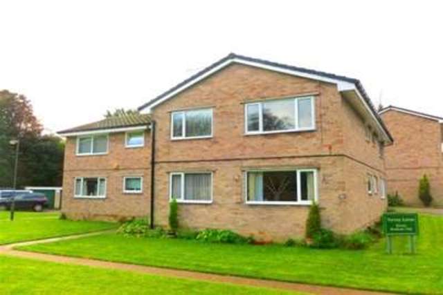  Image of 1 bedroom Flat to rent in School Lane Close Sheffield S8 at Sheffield, S8 8HF