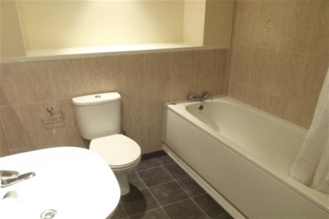  Image of 2 bedroom Flat to rent in Old Dumbarton Road Glasgow G3 at Yorkhill Glasgow Glasgow, G3 8QB