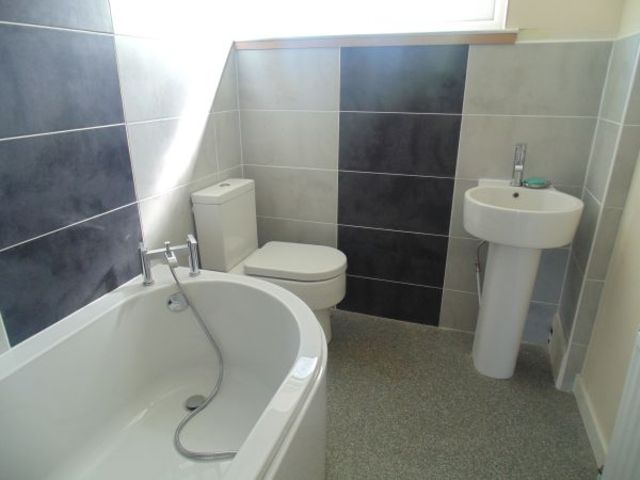  Image of 2 bedroom Bungalow to rent in Old Schoolhouse Lane Houston Johnstone PA6 at Houston Houston Renfrewshire, PA6 7JB