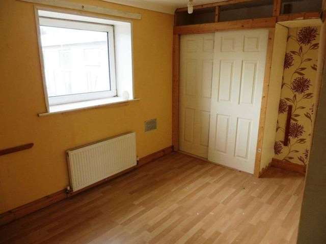  Image of 2 bedroom Flat for sale in Oldbury Green Oldbury B69 at Oldbury Green  Oldbury, B69 4JG
