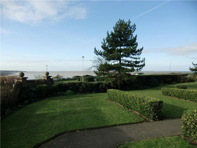  Image of 1 bedroom Apartment to rent in Rowena Road Westgate-on-Sea CT8 at Palm Court Rowena Road Westgate-on-Sea, CT8 8QZ