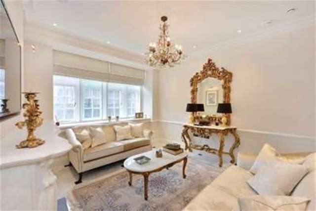  Image of 3 bedroom Flat for sale in Knightsbridge London SW1X at London, SW1X 7JW
