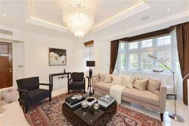  Image of 3 bedroom Flat for sale in Knightsbridge London SW1X at London, SW1X 7JW