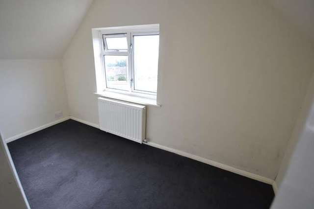  Image of 2 bedroom Flat to rent in Parkstone Road Hastings TN34 at Hastings, TN34 2NT