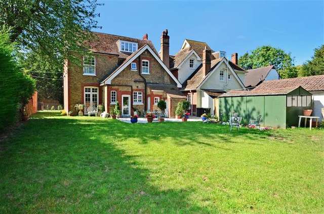  Image of 5 bedroom Detached house for sale in Parsonage Road Herne Bay CT6 at Herne Bay Kent Herne Bay, CT6 5TA