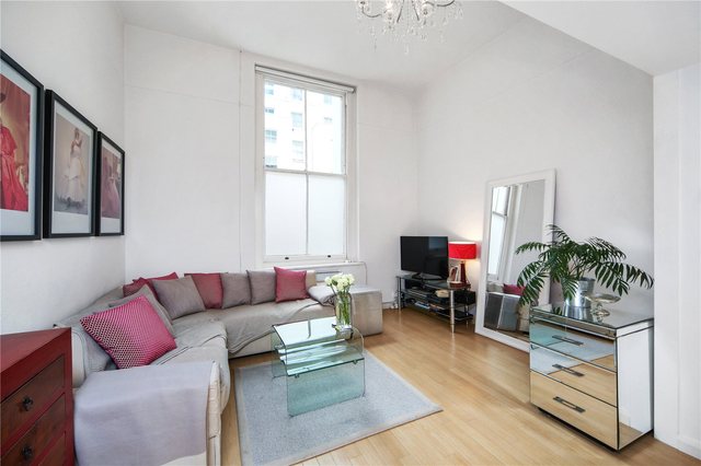  Image of Studio flat for sale in Colville Gardens London W11 at Pinehurst Court  1-3 Colville Gardens, W11 2BH