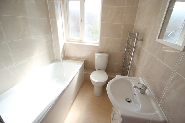  Image of 1 bedroom Detached house to rent in Plough Way Winchester SO22 at Badger Farm  Winchester, SO22 4PX