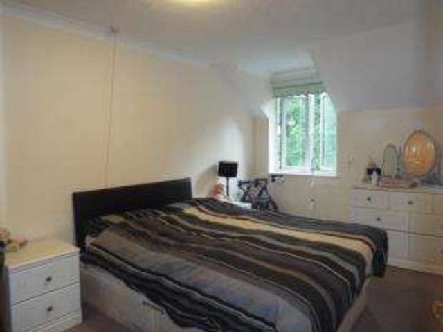  Image of 1 bedroom Retirement Property for sale in Old Bedford Road Luton LU2 at Old Bedford Road Luton Stopsley, LU2 7GL