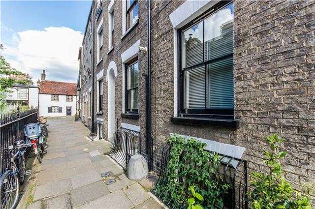  Image of 5 bedroom Terraced house for sale in Portugal Place Cambridge CB5 at Cambridge, CB5 8AF