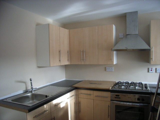  Image of 2 bedroom Apartment to rent in Powerscourt Road Portsmouth PO2 at Portsmouth, PO2 7JW