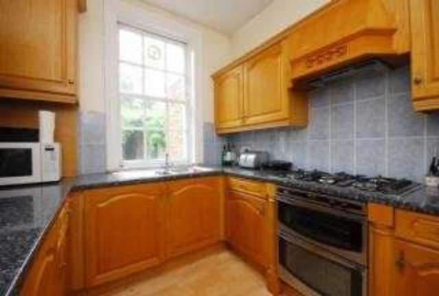  Image of 4 bedroom Flat to rent in Pratt Street London NW1 at Pratt Street  Camden Town, NW1 0DN