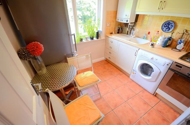  Image of 2 bedroom Flat for sale in Queens Park West Drive Bournemouth BH8 at Queens Park West Drive  Bournemouth, BH8 9DD
